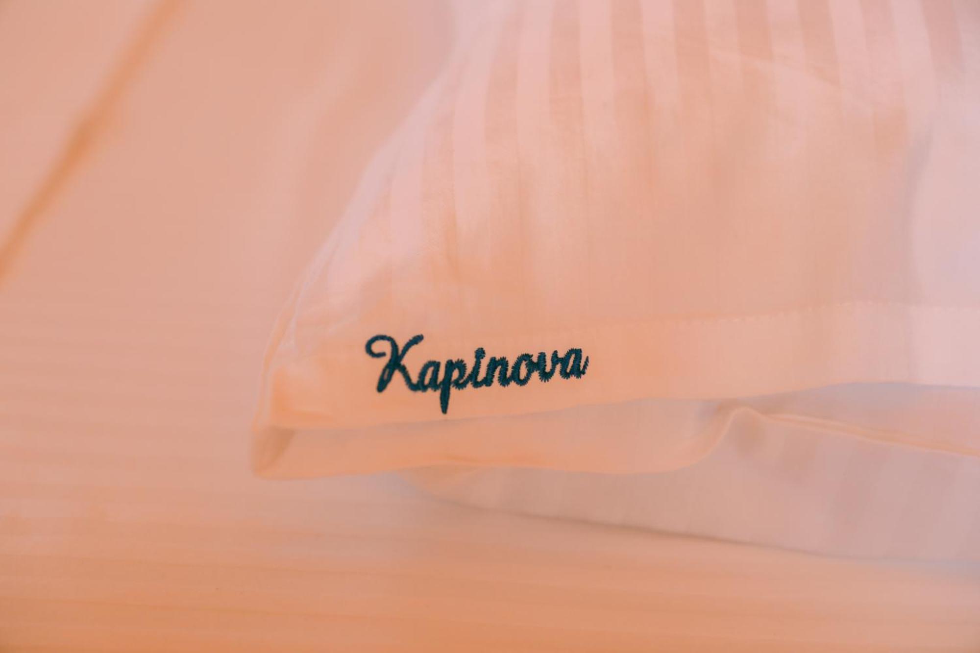 فندق Bujtina Kapinova بيرات المظهر الخارجي الصورة